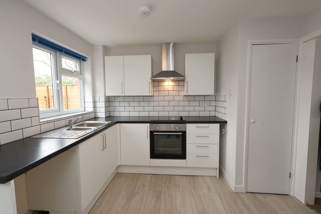 Additional image 4 of 2 bed terraced house to rentStaples Close, Clevedon BS21