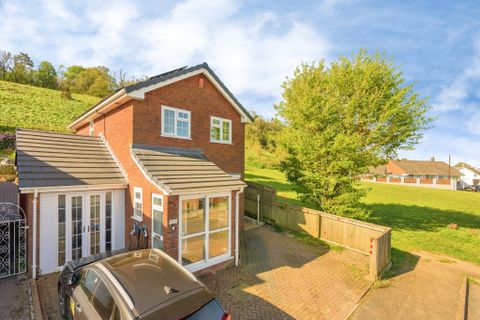 Merafield Drive, Plymouth PL7
