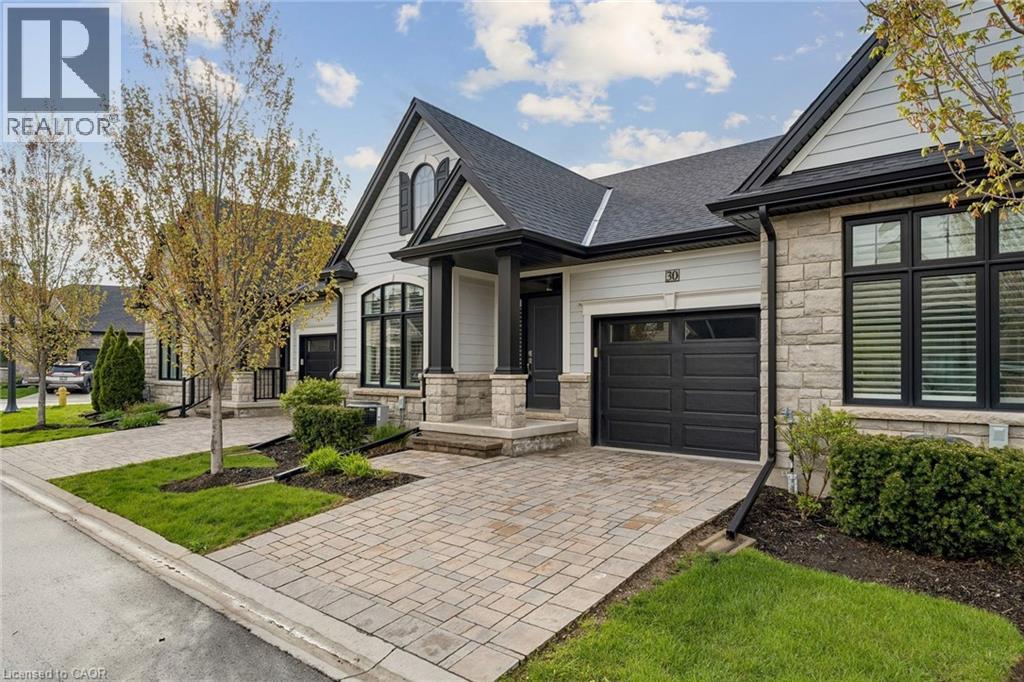 525 Niagara St Pkg Street, St. Catharines, ON, L2M 0C5