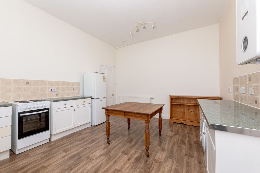 Additional image 6 of 1 bed flat for saleDunlop Street, Strathaven ML10