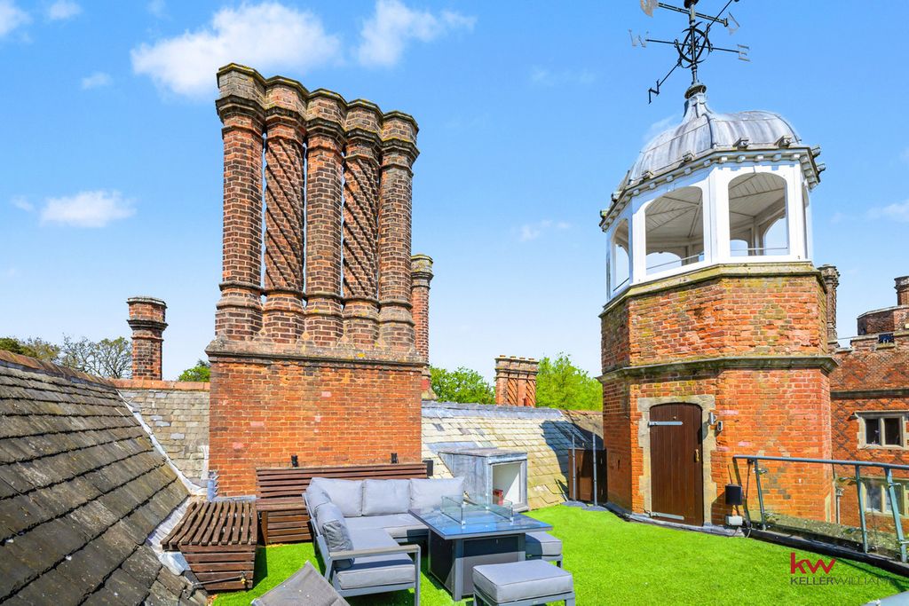 Additional image 21 of 5 bed penthouse for saleGoldings, Hertford SG14