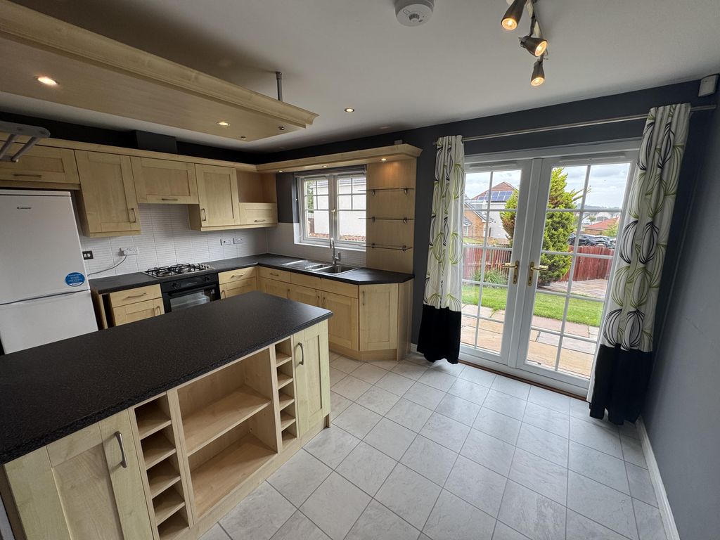 Additional image 13 of 4 bed detached house to rent52 St. Martin Crescent, Dundee DD3