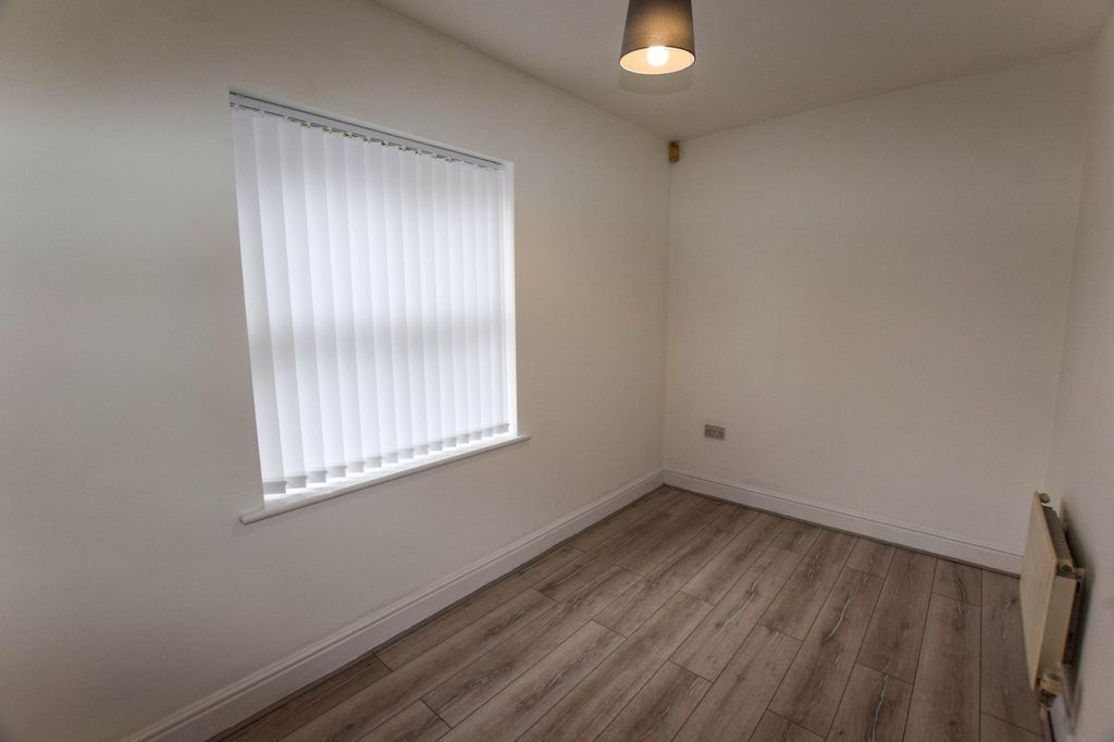 Additional image 11 of 2 bed flat to rentLilybrook Drive, Knutsford, Cheshire WA16