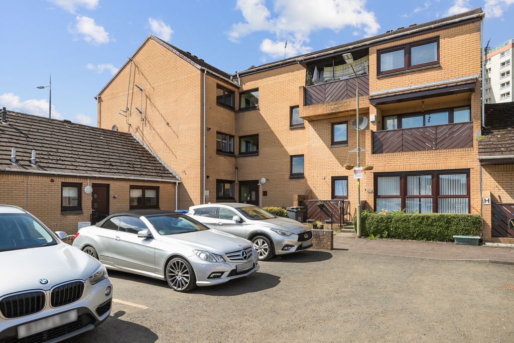Additional image 2 of 2 bed flat for saleNairn Place, Clydebank G81