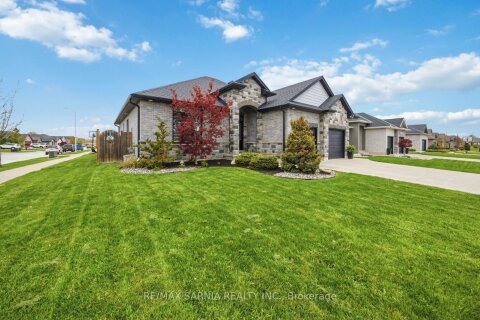 Additional image 8 of 233 Paolo Street, Sarnia, ON, N7S 0C8