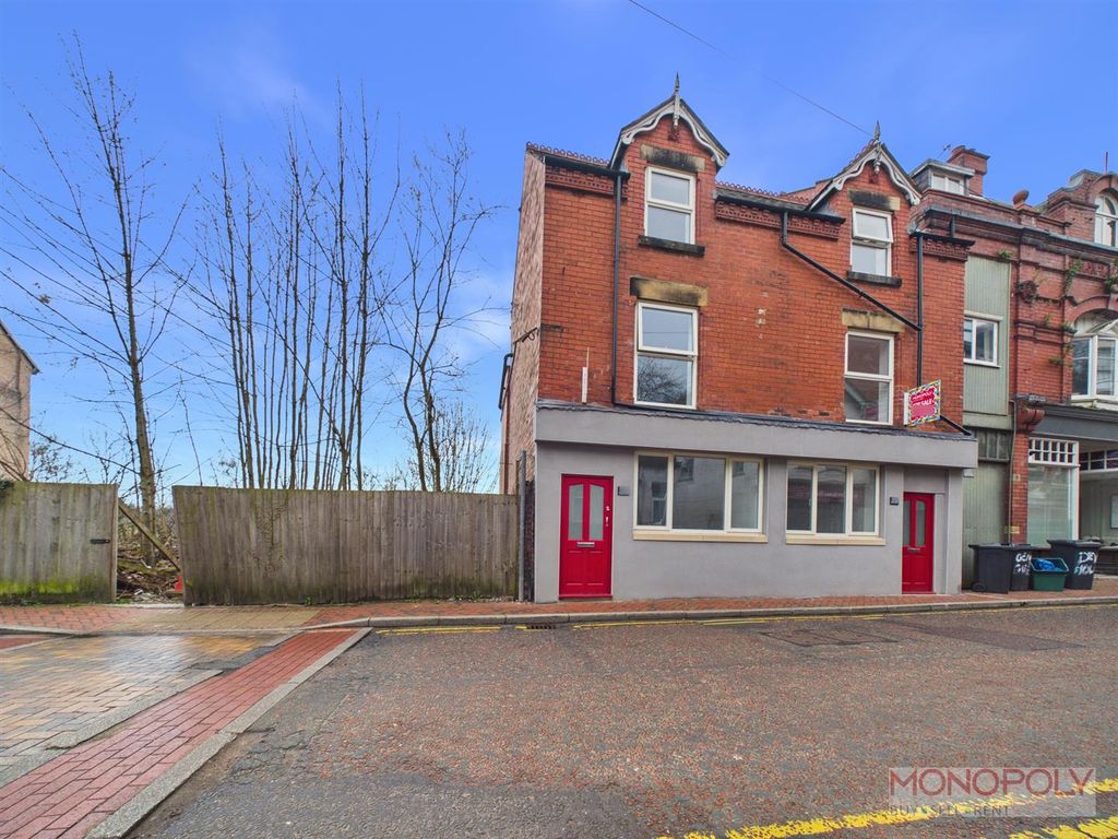 3 bed terraced house to rentWell Street, Cefn Mawr, Wrexham LL14