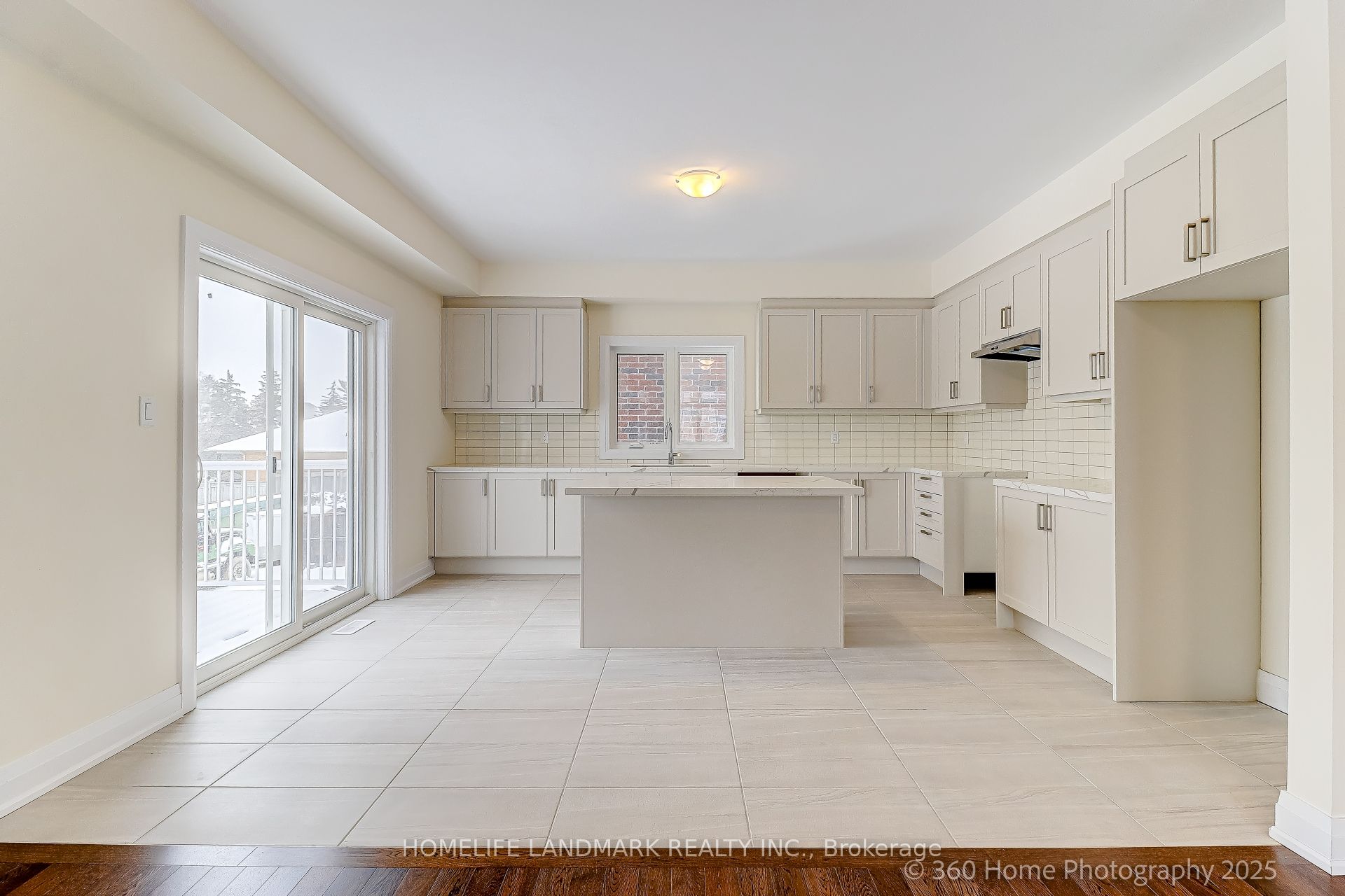 Additional image 6 of 8 Mapleton Street, Richmond Hill, ON, L4E 1N1
