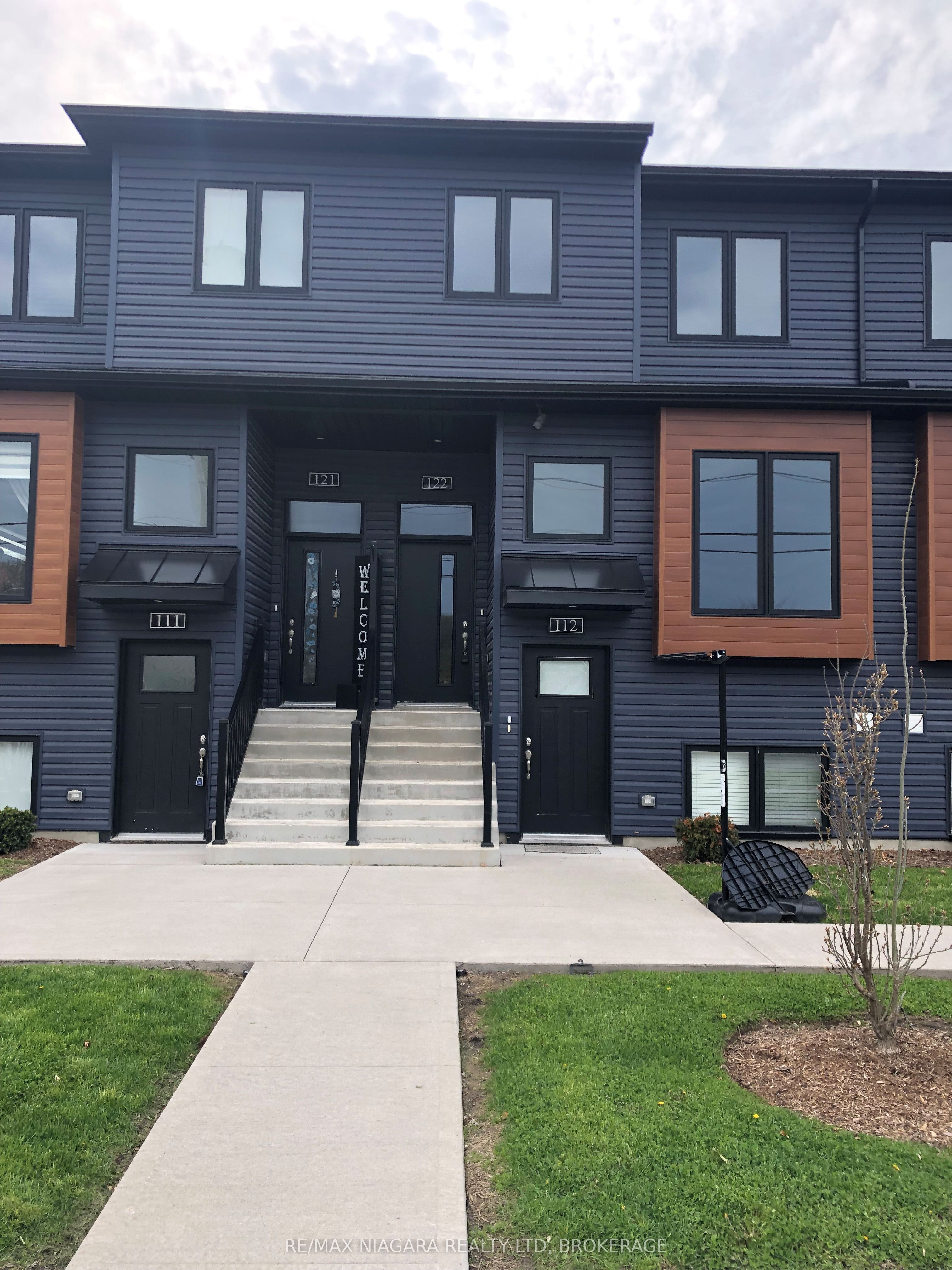 122-781 Clare Avenue, Welland, ON, L3C 0K1