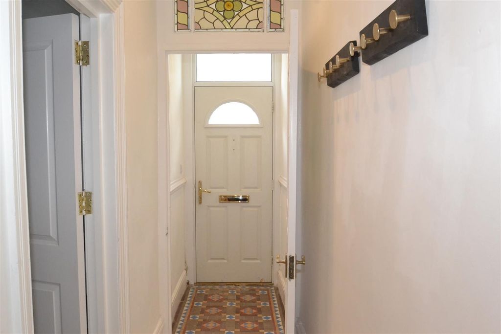 5 bed shared accommodation to rentMount Pleasant Rd EX4 photo 2