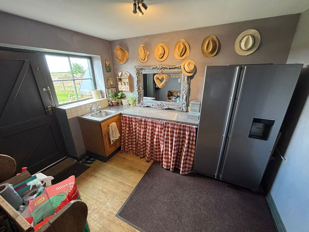 Additional image 9 of 5 bed detached house to rentSouth Dalton, Beverley, East Yorkshire HU17