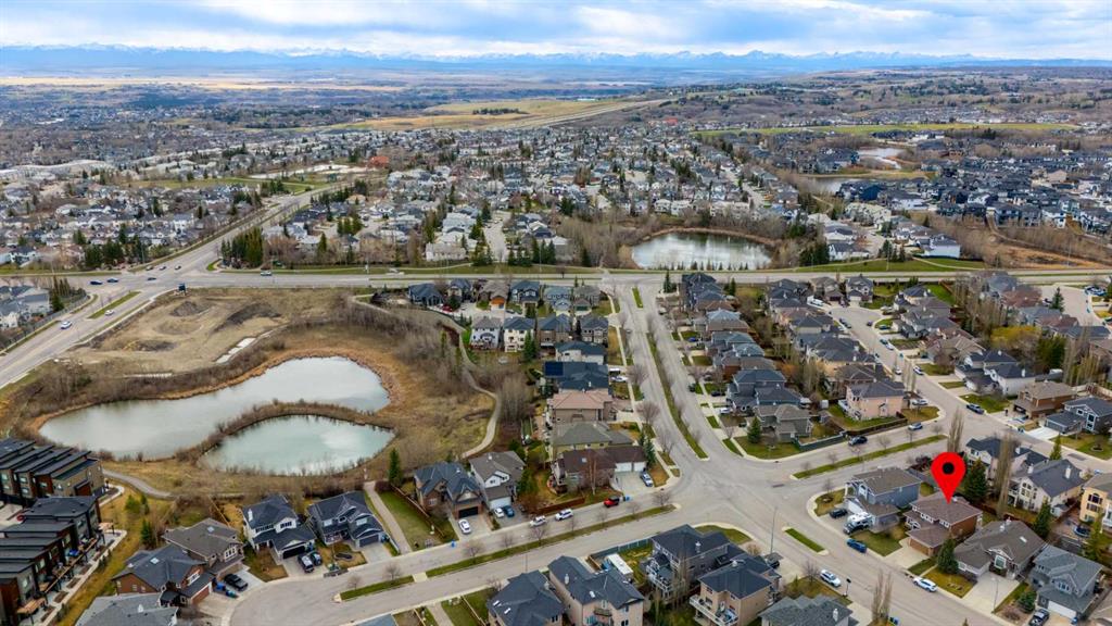 Additional image 3 of 66 Royal Highland Road NW, Calgary, AB, T3G 4Y4