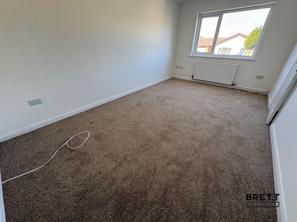 Additional image 3 of 3 bed semi-detached house to rent2 Finch Close, Pembroke Dock, Pembrokeshire. SA72