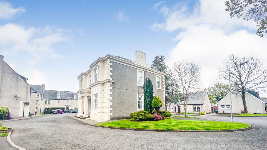 1 bed flat for sale26 Academy Court, Irvine KA12