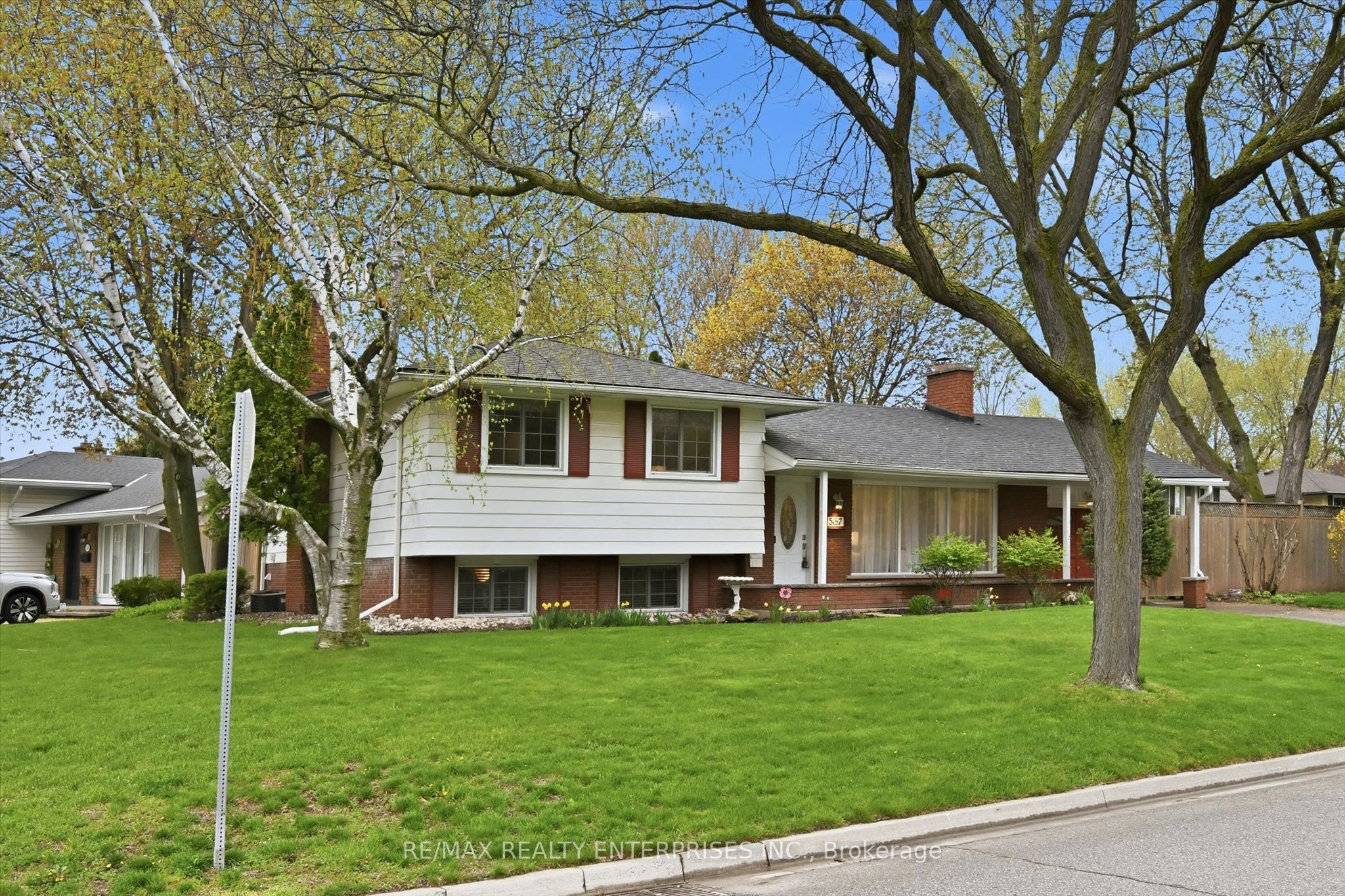 Additional image 3 of 5187 Carousel Court, Burlington, ON, L7L 3W7
