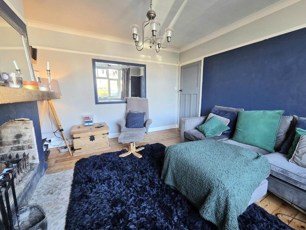 Additional image 11 of 3 bed semi-detached house for saleRegent Street, Leighton Buzzard LU7
