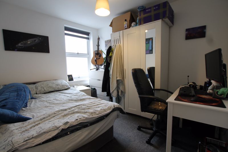 Additional image 7 of 4 bed terraced house to rentParkfield Place, Cardiff CF14