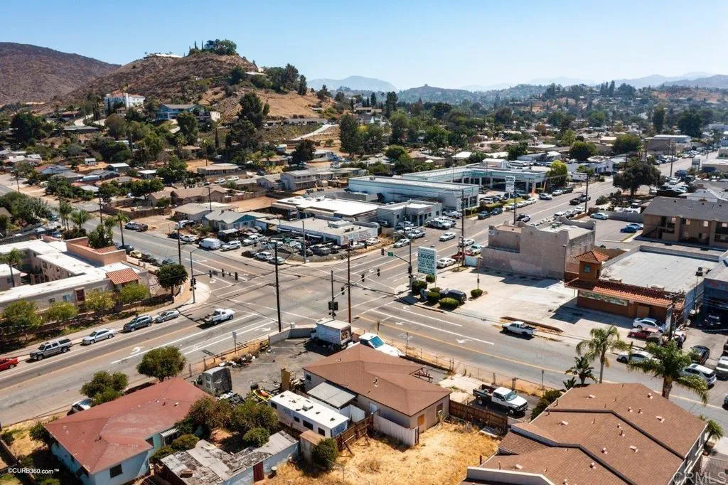 Additional image 9 of 1256 N 1St Street, El Cajon, CA 92021