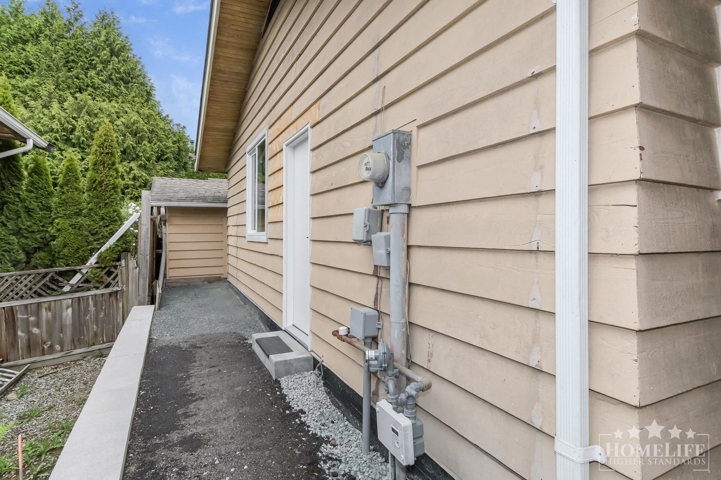 Additional image 3 of Garden Suite-18113 57a Avenue, Surrey, BC, V3S 1J7