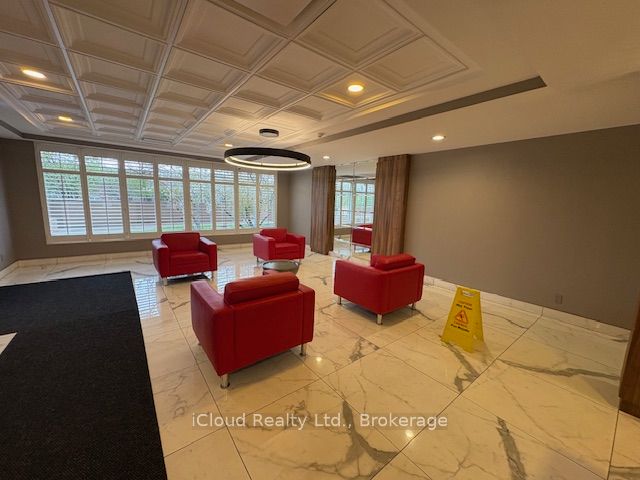 Additional image 2 of 2210-155 Hillcrest Avenue, Mississauga, ON, L5B 3Z2