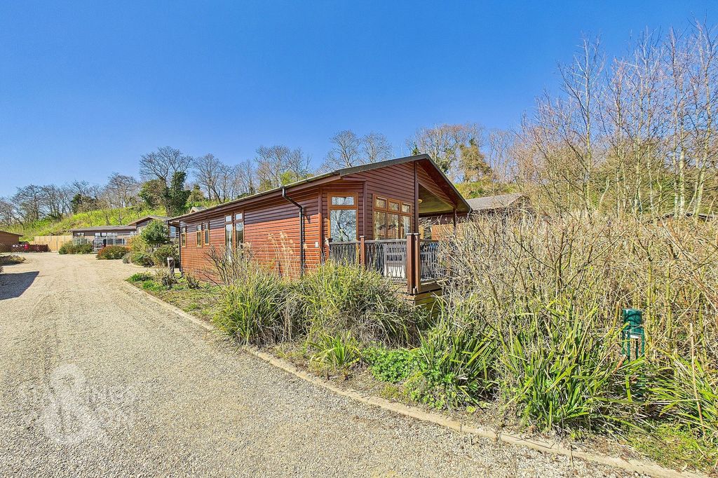 Additional image 4 of 2 bed chalet for saleStaithe Road, Burgh St. Peter, Beccles NR34