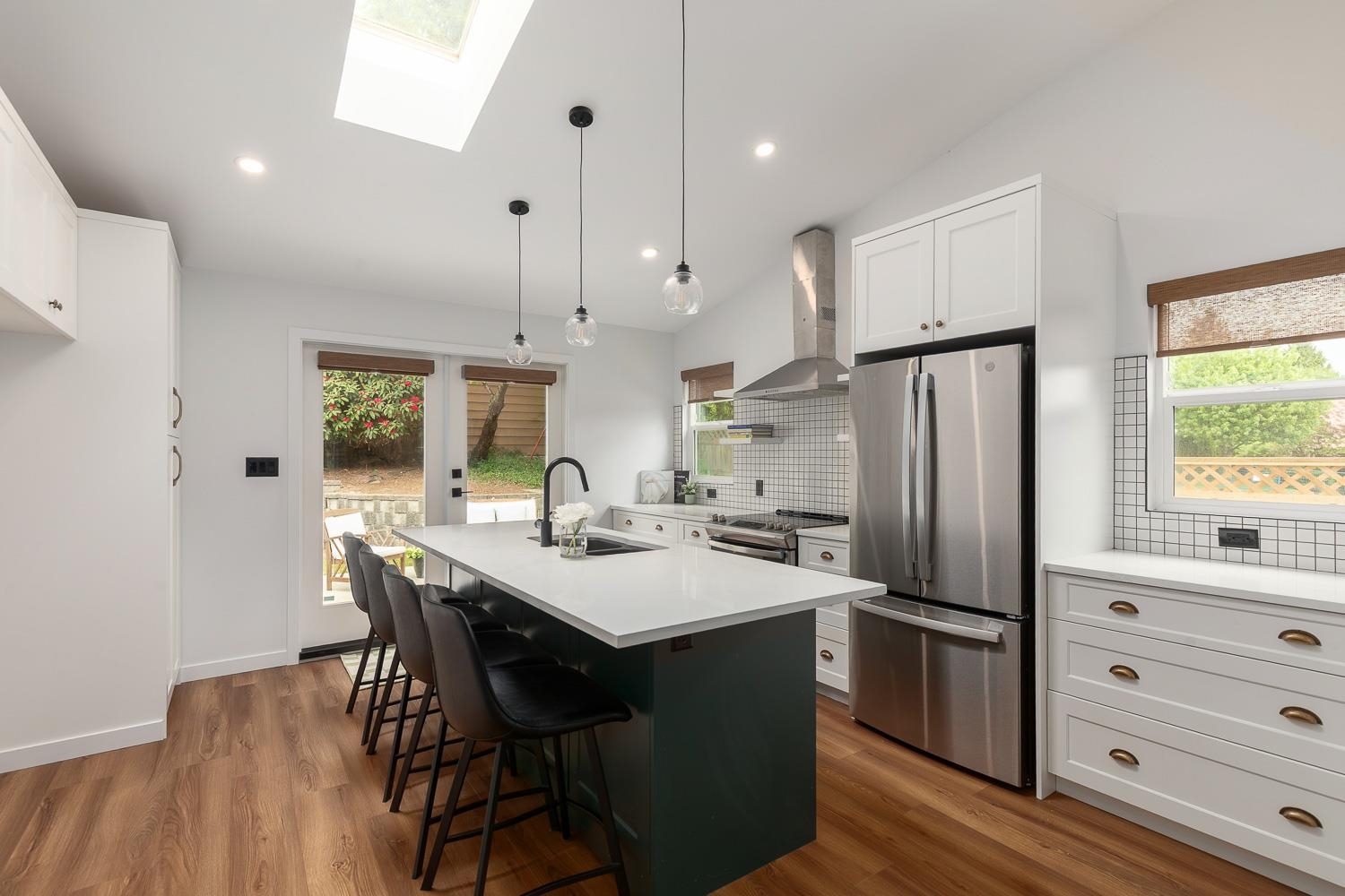 Additional image 3 of 8029 Westlake Street, Burnaby, BC, V5A 2A9