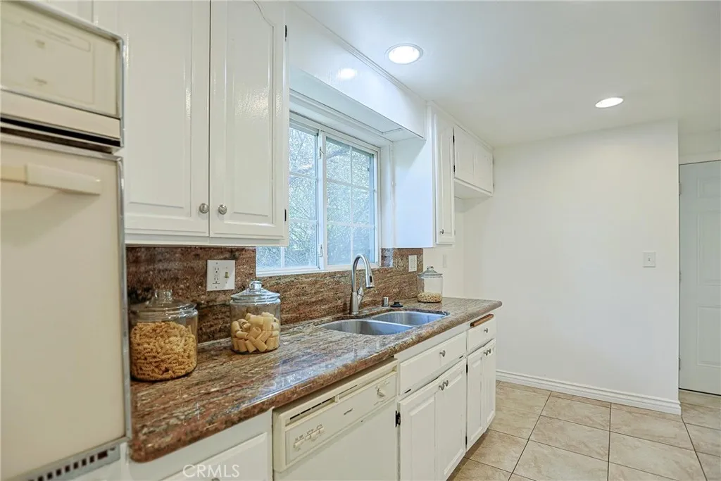 Additional image 87 of 990 S Siet Place, Anaheim, CA 92806