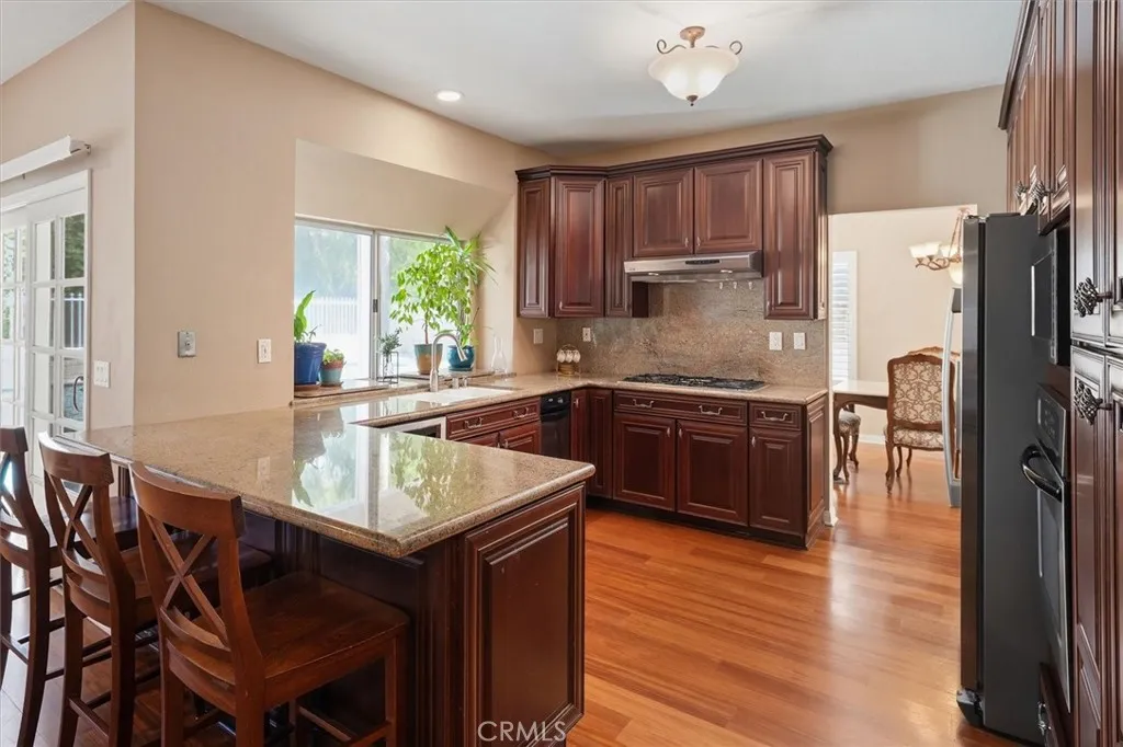 Additional image 63 of 28523 Red Cedar Pl, Saugus, CA 91390