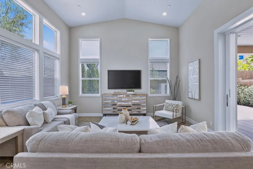 Additional image 9 of 168 Crossover, Irvine, CA 92618