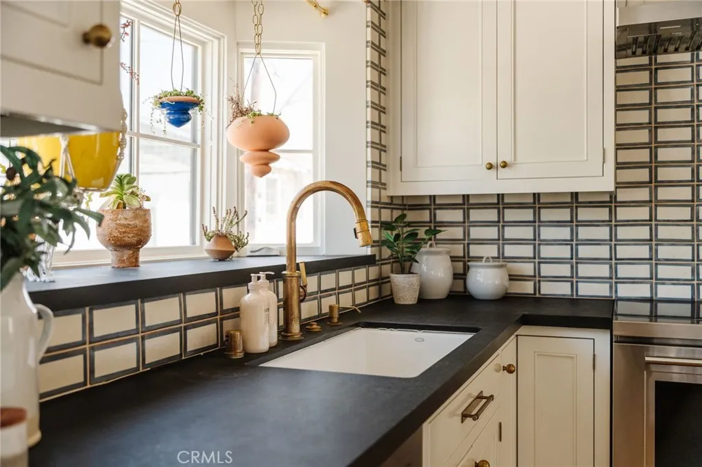 Additional image 71 of 429 20th Street, Manhattan Beach, CA 90266