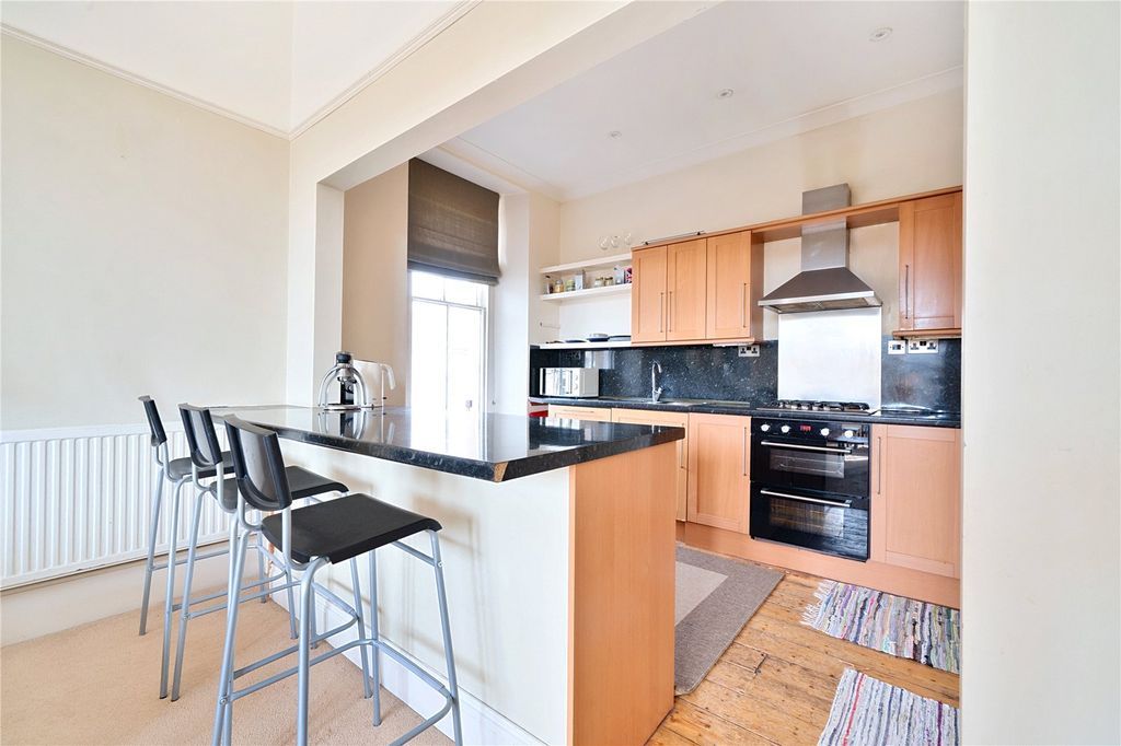 Additional image 14 of 3 bed maisonette for saleHughenden Road, Clifton, Bristol BS8