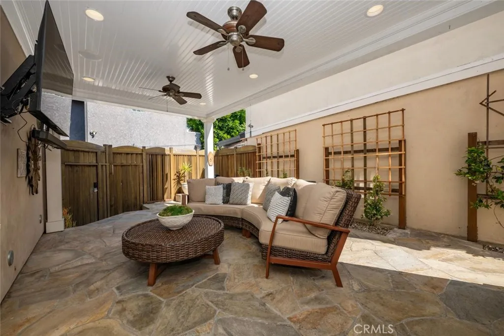 Additional image 51 of 24 Via Di Roma Walk, Long Beach, CA 90803