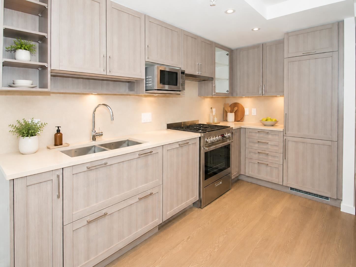 Additional image 4 of 3104-5665 Boundary Road, Vancouver, BC, V5R 0E4