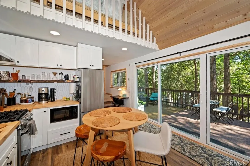 Additional image 11 of 669 Knoll Dr, Crestline, CA 92325