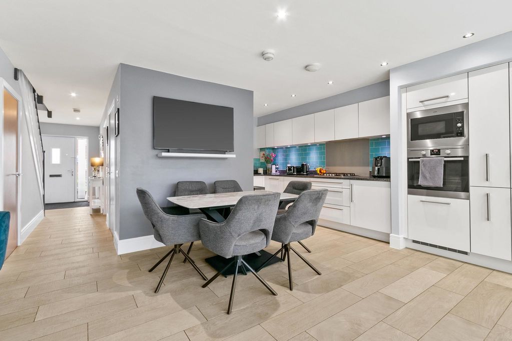 Additional image 6 of 4 bed detached house for saleAlmora Drive, Dumbarton G82