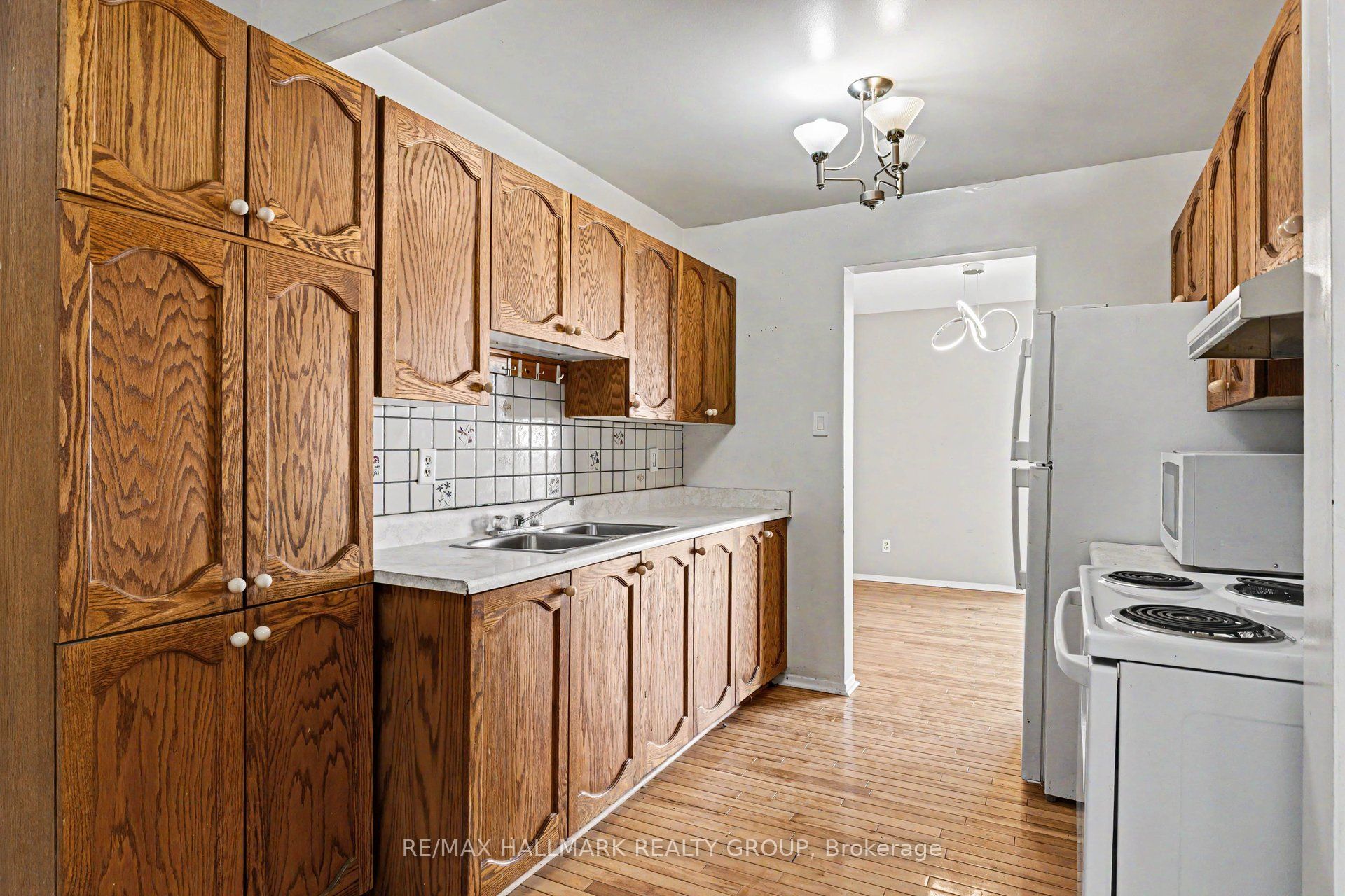Additional image 3 of 16 Sunridge Lane, Ottawa, ON, K2J 2N8