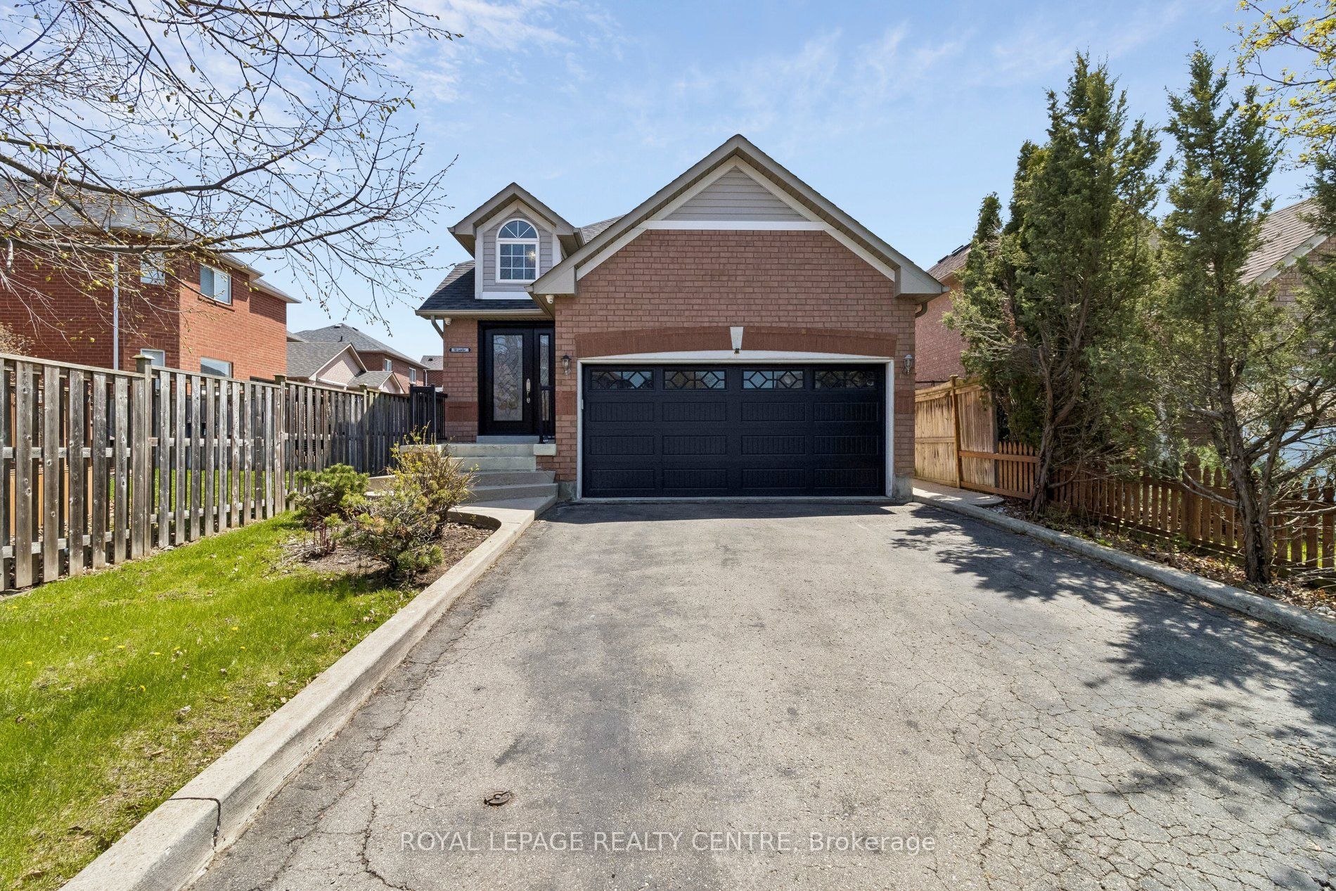 50 Lawlor Court, Brampton, ON, L7A 2J9
