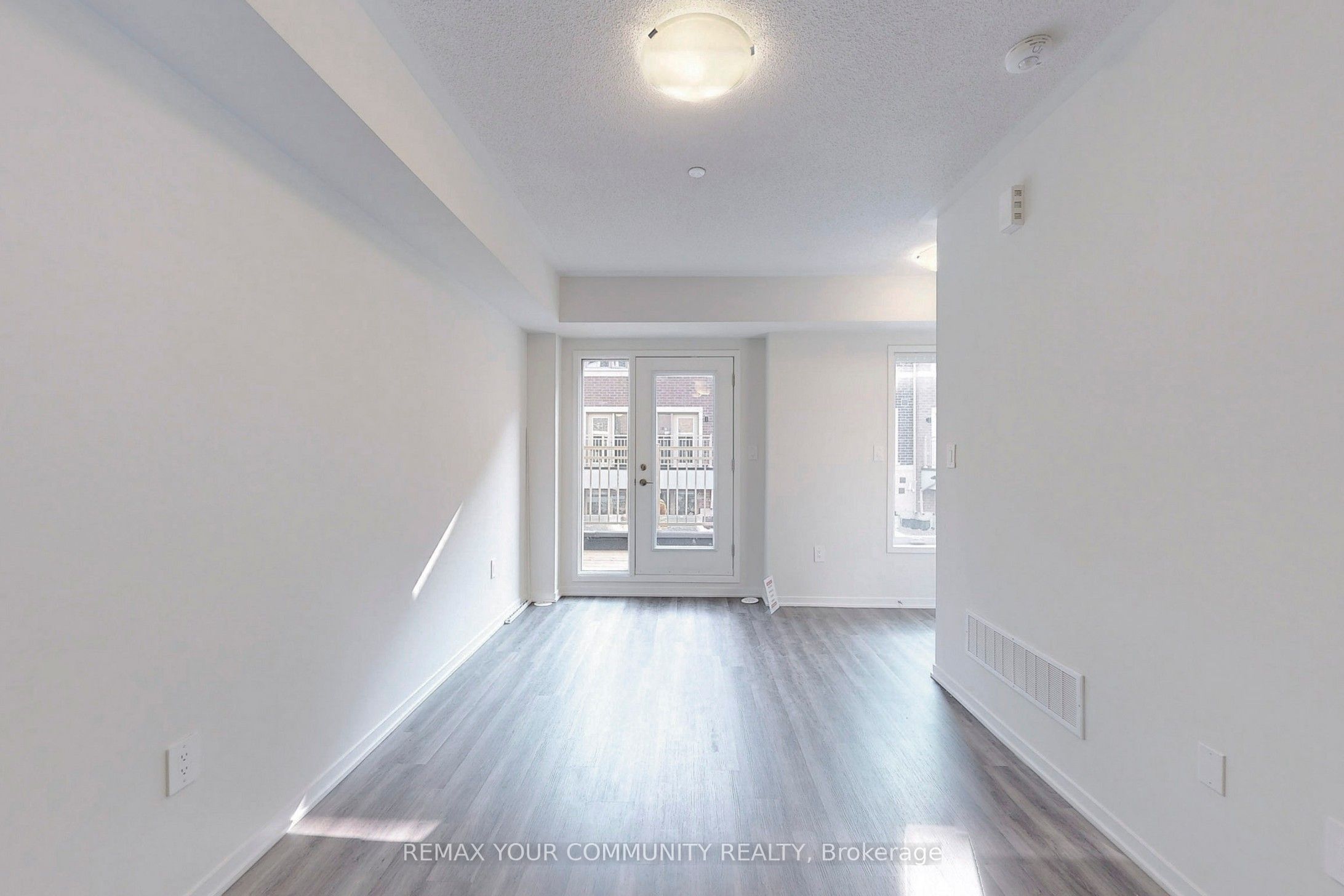 Additional image 5 of 20-11 Honeycrisp Crescent, Vaughan, ON, L4K 0N6