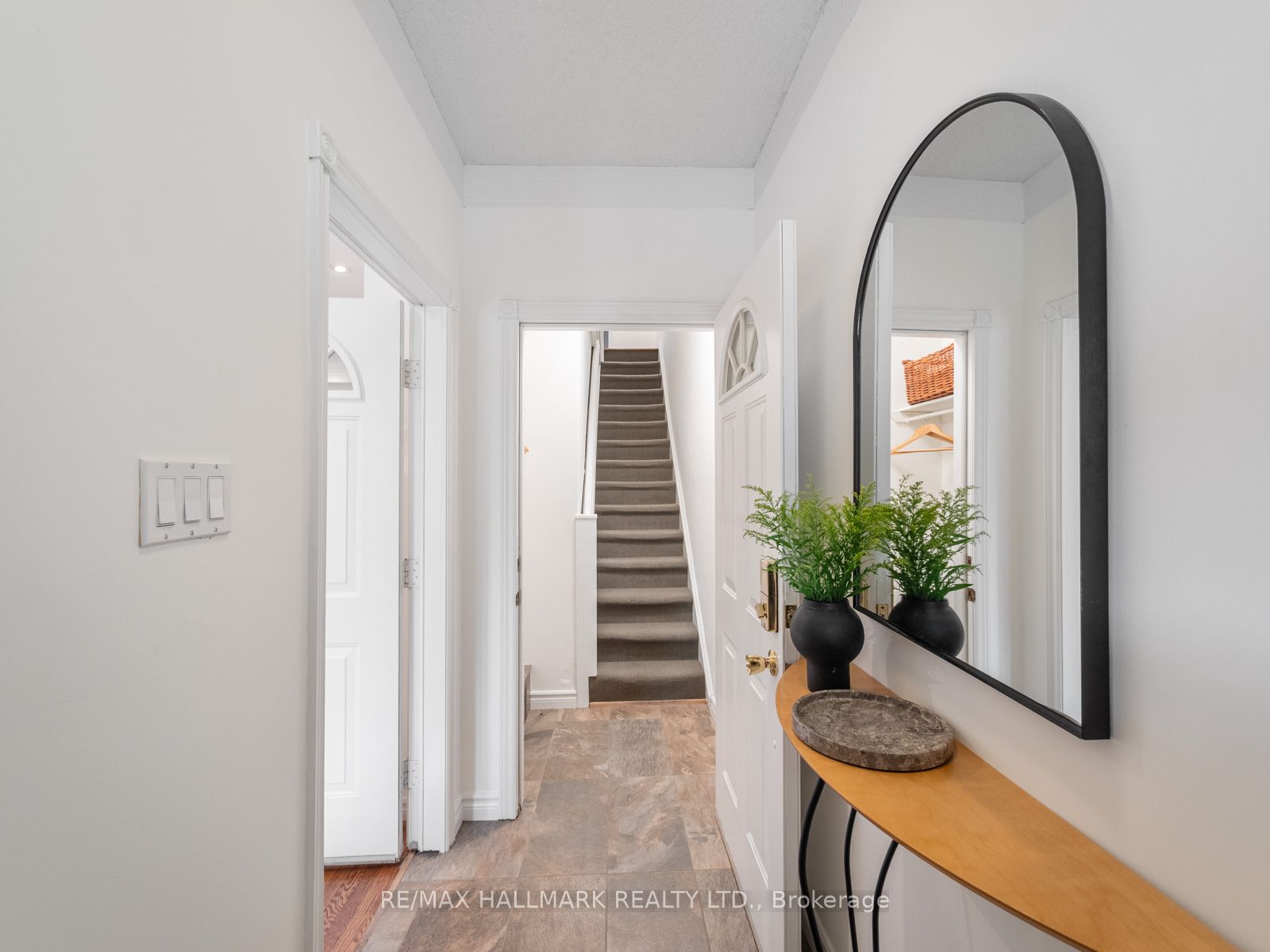 Additional image 3 of 797 Carlaw Avenue, Toronto, ON, M4K 3L1