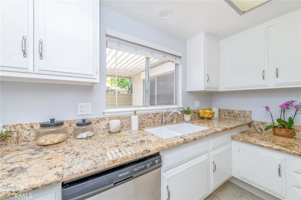 Additional image 12 of 2264 Via Puerta Unit B, Laguna Woods, CA 92637