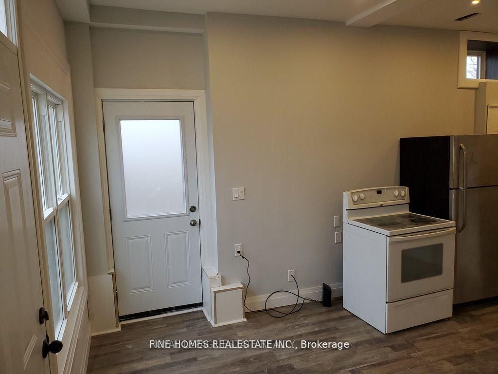 Additional image 5 of 1762 Keele Street, Toronto, ON, M6M 3X1
