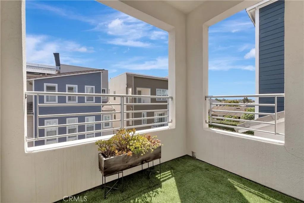 Additional image 123 of 2105 Two Harbors Circle, Costa Mesa, CA 92627