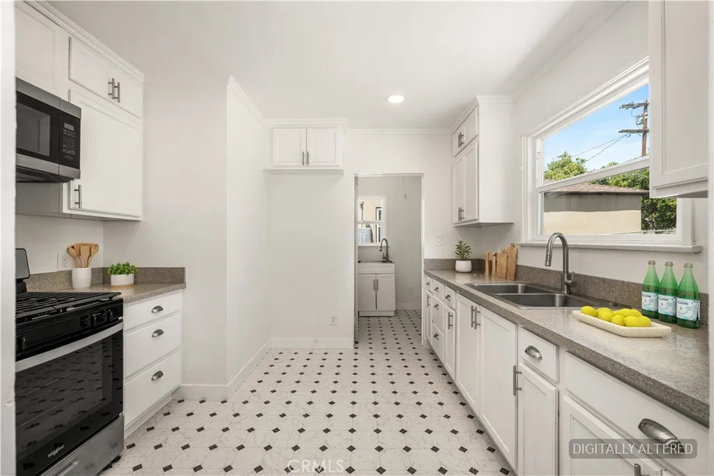 Additional image 35 of 2048 N Hicks Ave, Los Angeles, CA 90032