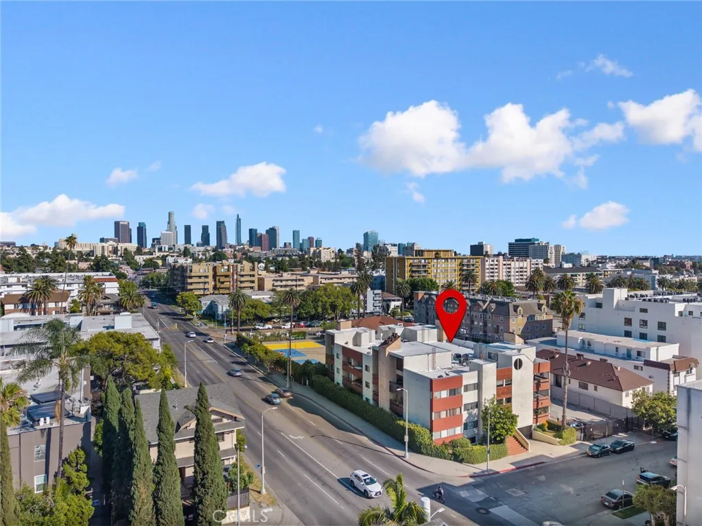 Additional image 98 of 300 S Reno Street Unit 303, Los Angeles, CA 90057