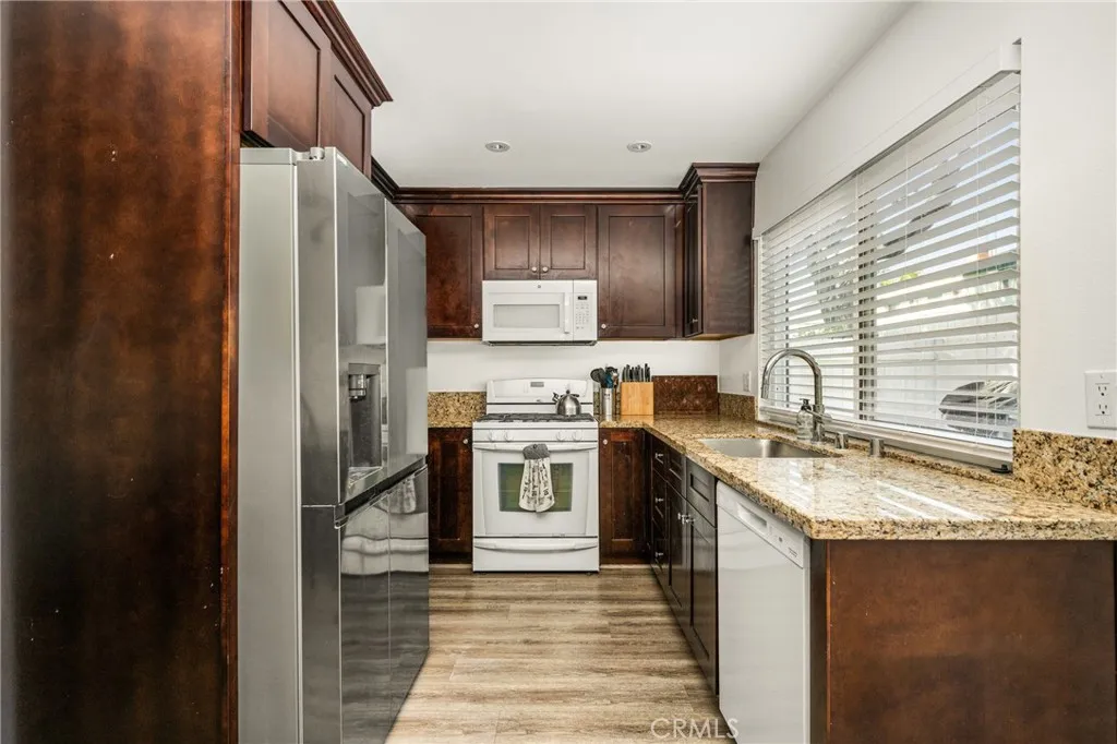 Additional image 10 of 19752 Bromley Lane Unit 9, Huntington Beach, CA 92646