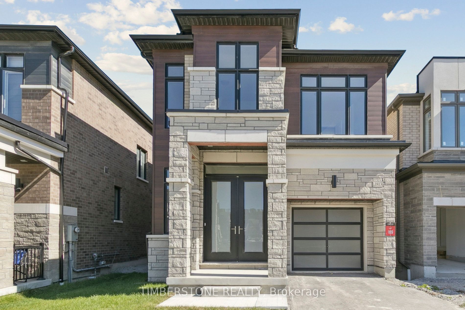 1813 Narcissus Gardens, Pickering, ON, L1X 0K6
