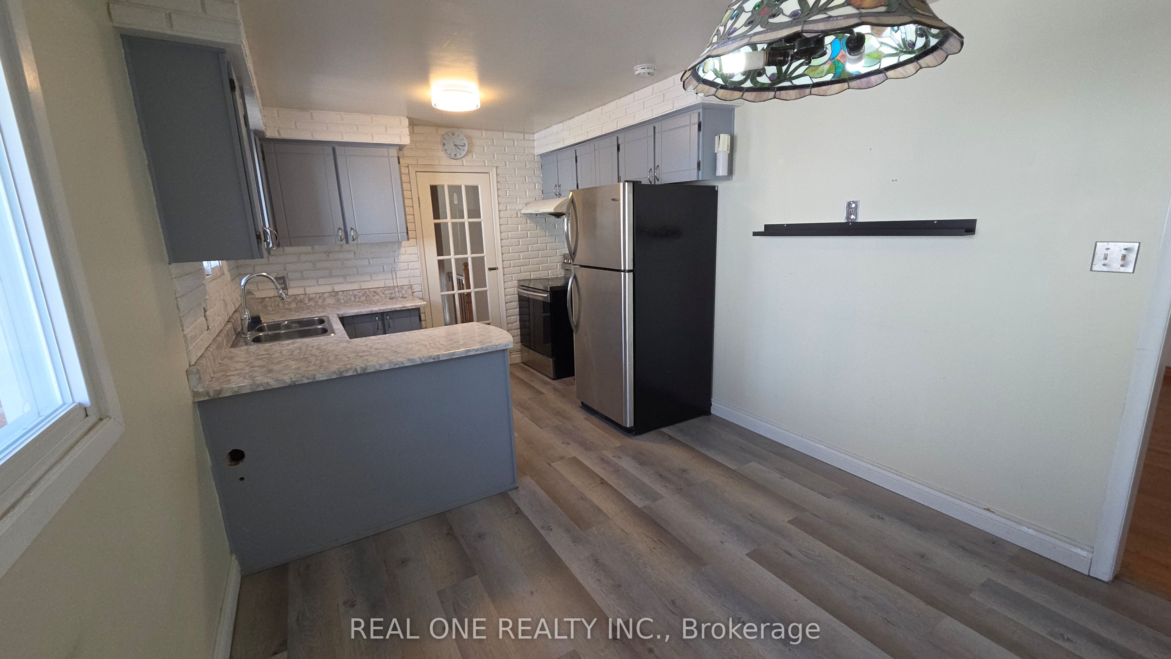 Additional image 4 of 4157 Sandover Court, Mississauga, ON, L5C 3K8