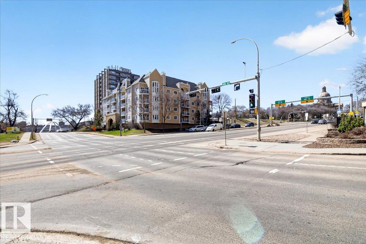 Additional image 5 of 701-9707 105 Street NW, Edmonton, AB, T5K2Y4