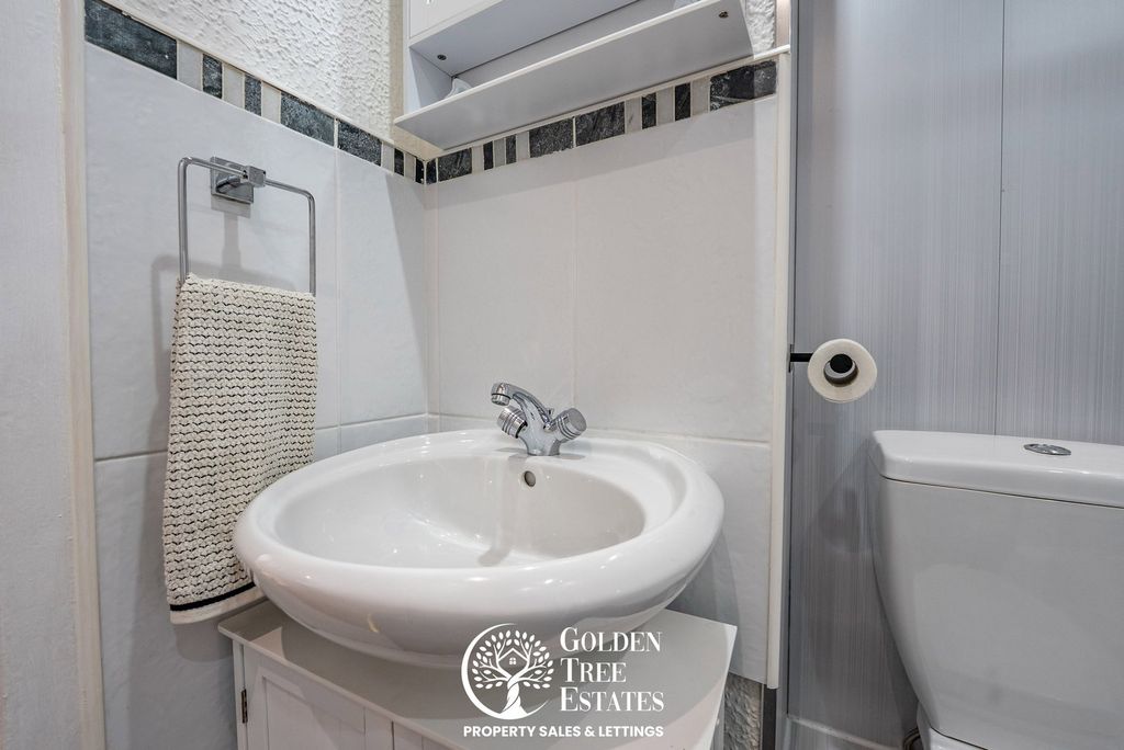 Additional image 5 of 1 bed flat for saleBarbour Avenue, Stirling FK7