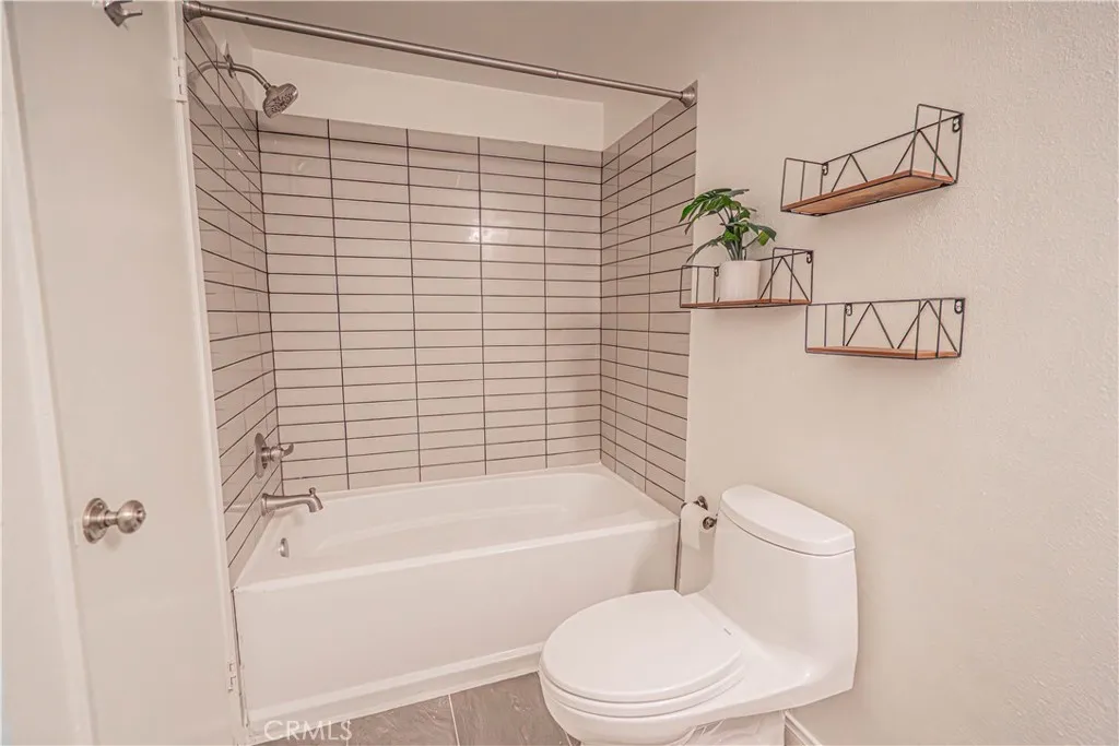 Additional image 38 of 1342 E Hillcrest Dr Unit 17, Thousand Oaks, CA 91362
