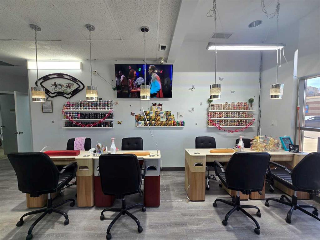 Additional image 4 of 1000 Hamptons Drive NW, Calgary, AB, T3A 6A7